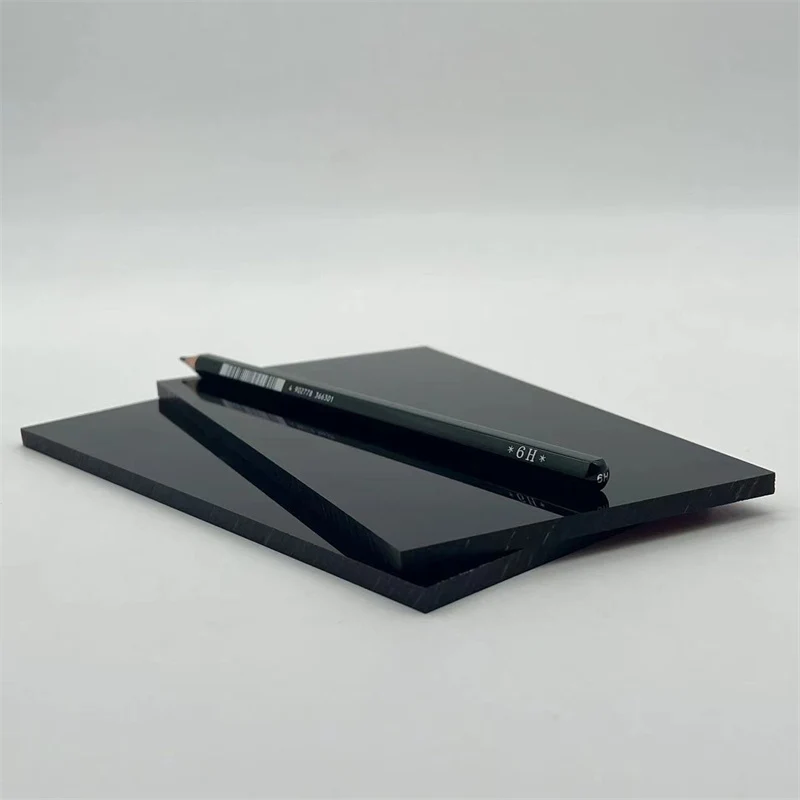 Hoeveel sterker is acryl dan glas?